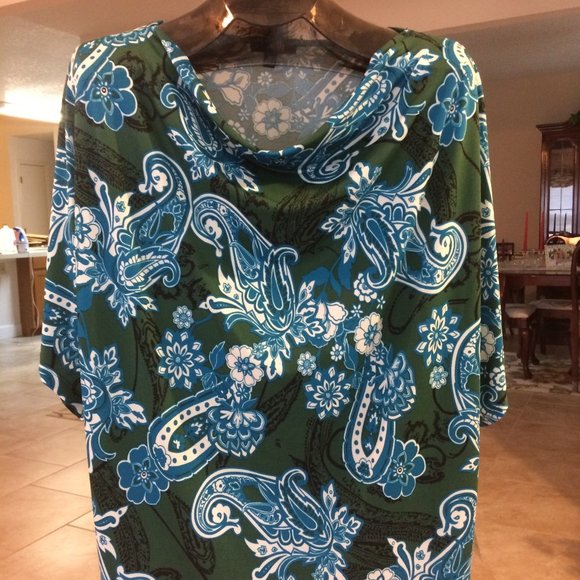 NWT Elementz Cowl Neck, Dolman Sleeve Poly/Spandex Top 2X $40 - Picture 1 of 5